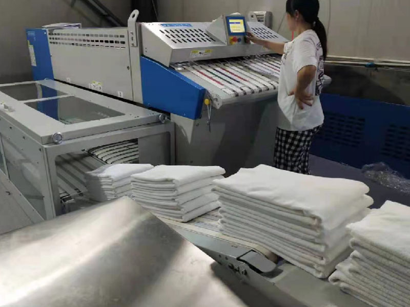 高唐巾类折叠机-02